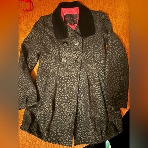 Black leopard print coat Betsey Johnson